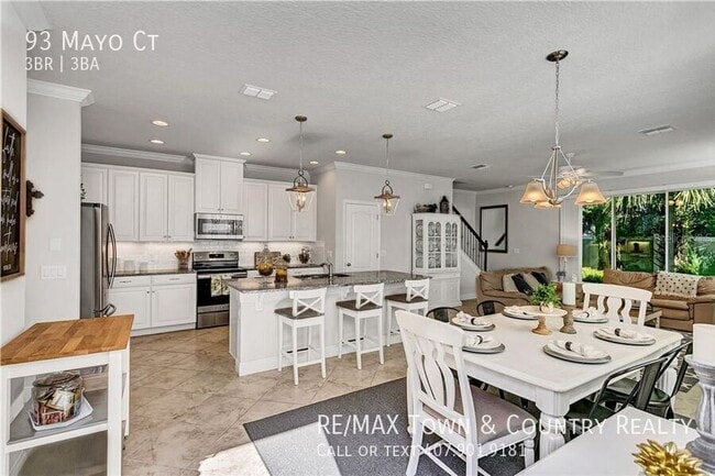 Photo - 93 Mayo Ct
