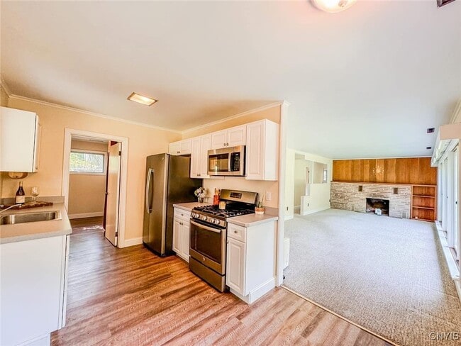 Photo - 2354 W Lake Rd