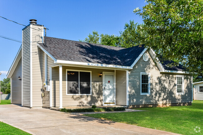 Building Photo - Cozy 3 Bedroom Cottage! Rental