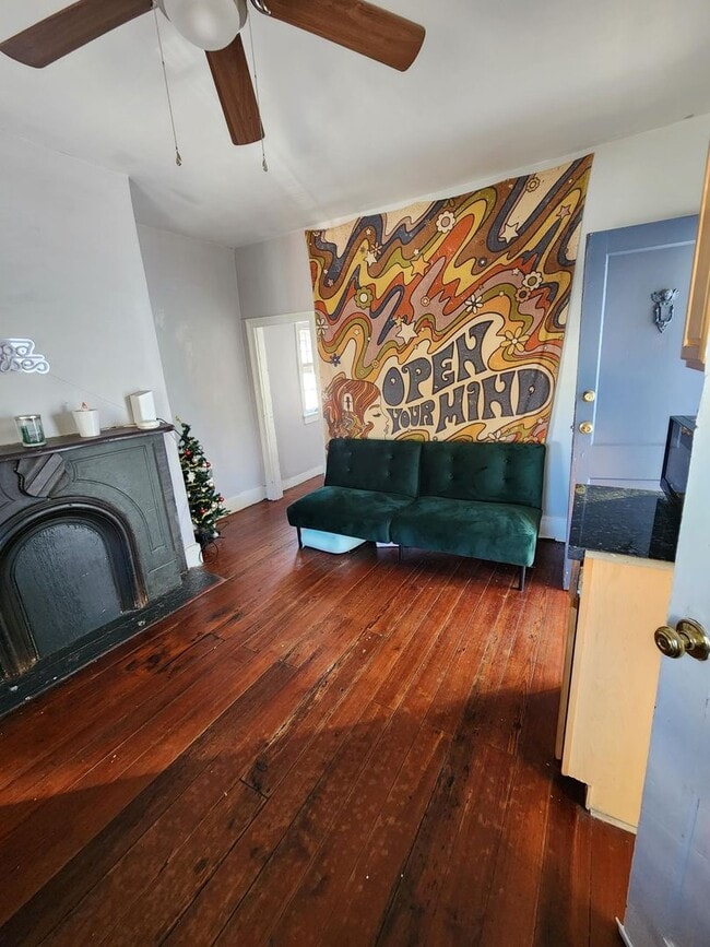 Photo - 43 Vanderhorst St Unit C