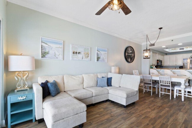 Building Photo - 401 E Beach Blvd Rental