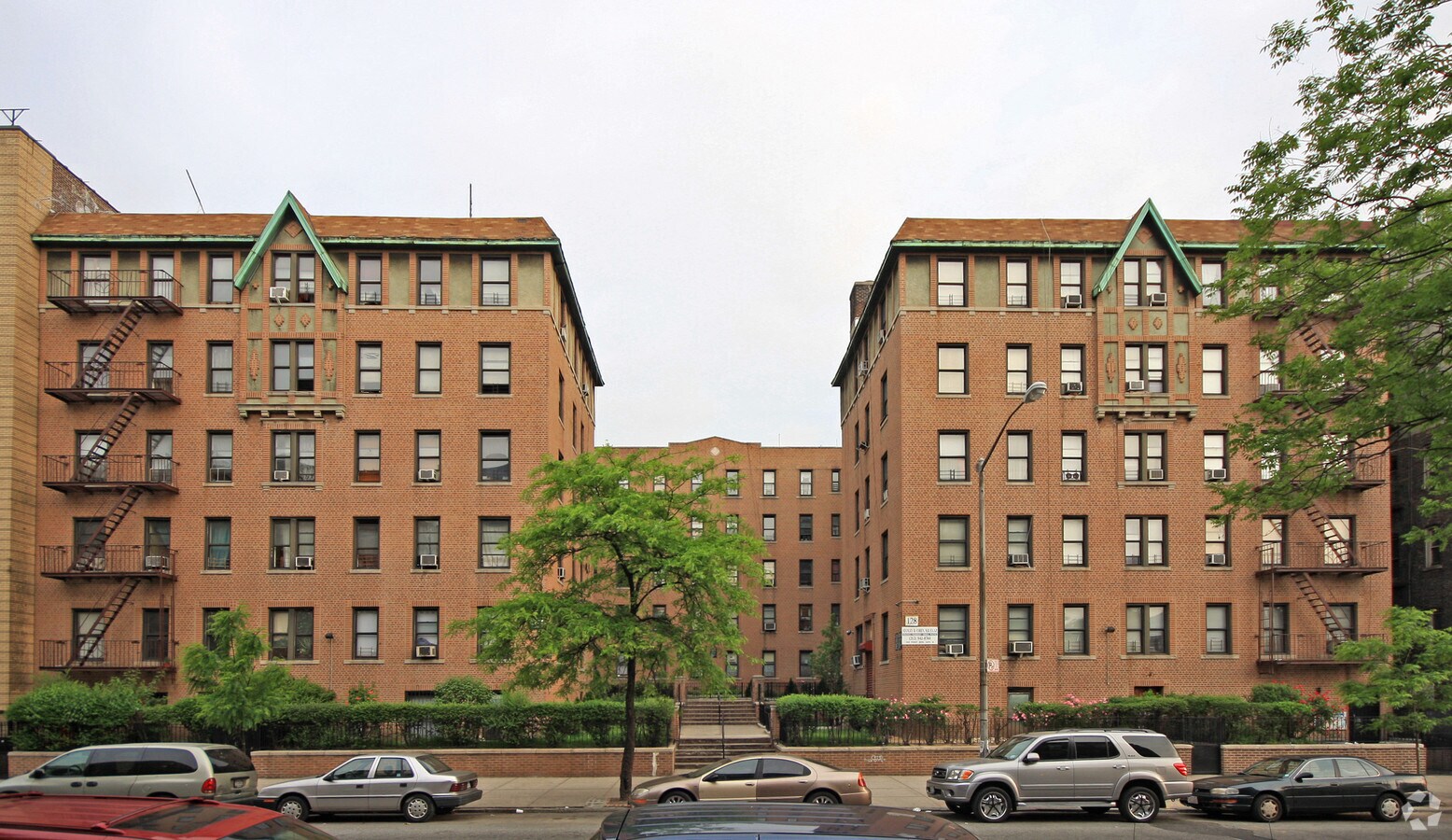 118 POST AVE - 118 POST AVE Apartamentos