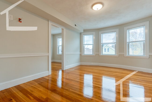 Photo - 50 Brock St Unit 3