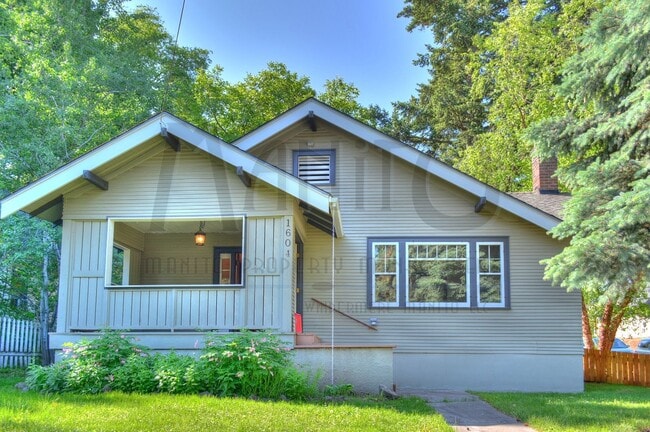 Building Photo - **COMING SOON** Peaceful Perry District Bungalow