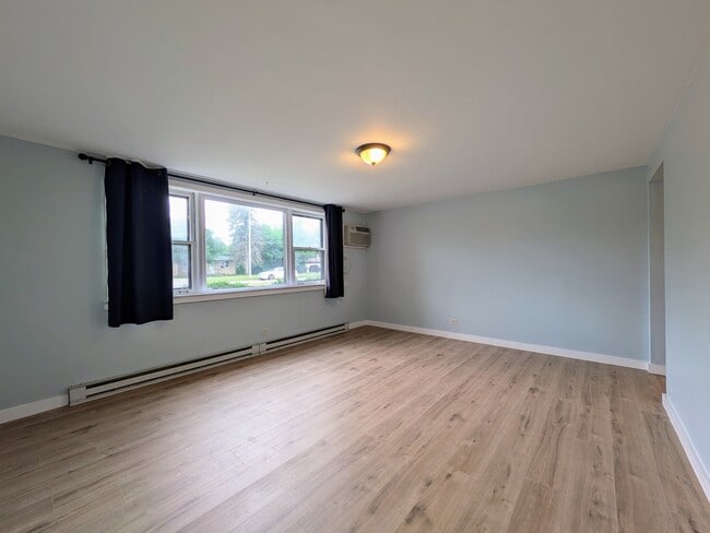 Photo - 11840 S Karlov Ave