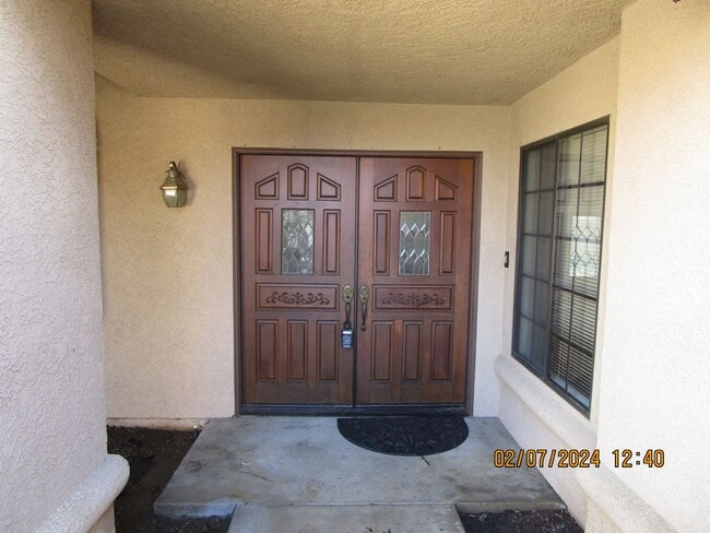 Photo - Southwest Bakersfield House with Pool