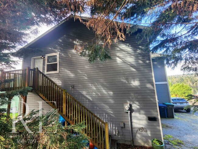 21680 Seacrest Ave NE Unit ADU