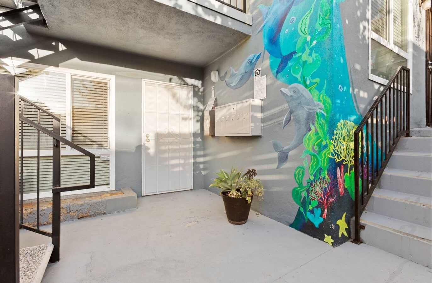 Photo - BEAUTIFUL Studio in Inglewood !!