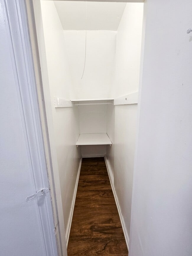 Closet 2