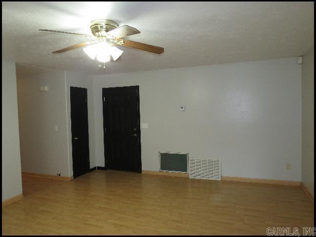 Photo - 19 Fox Run Cir