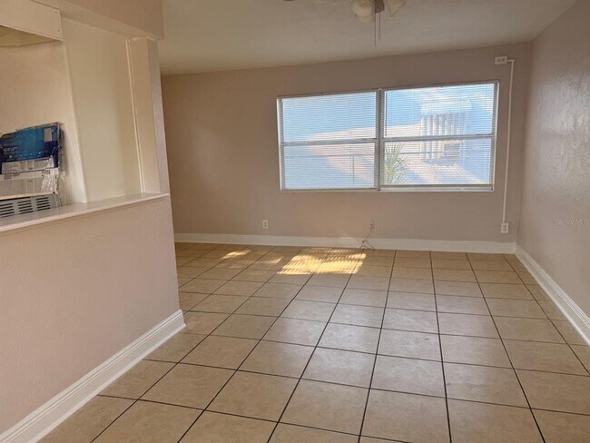 Photo - 1327 43rd St S