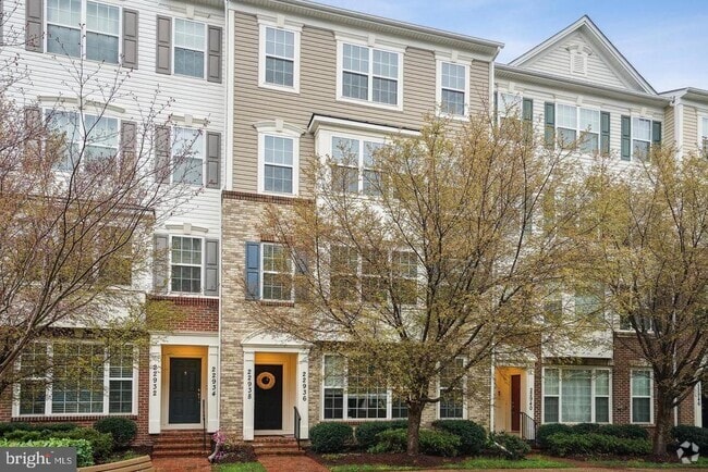 Building Photo - 22936 Spicebush Dr Rental