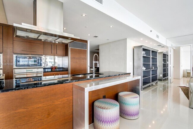 Photo - 495 Brickell Ave Unit 4204