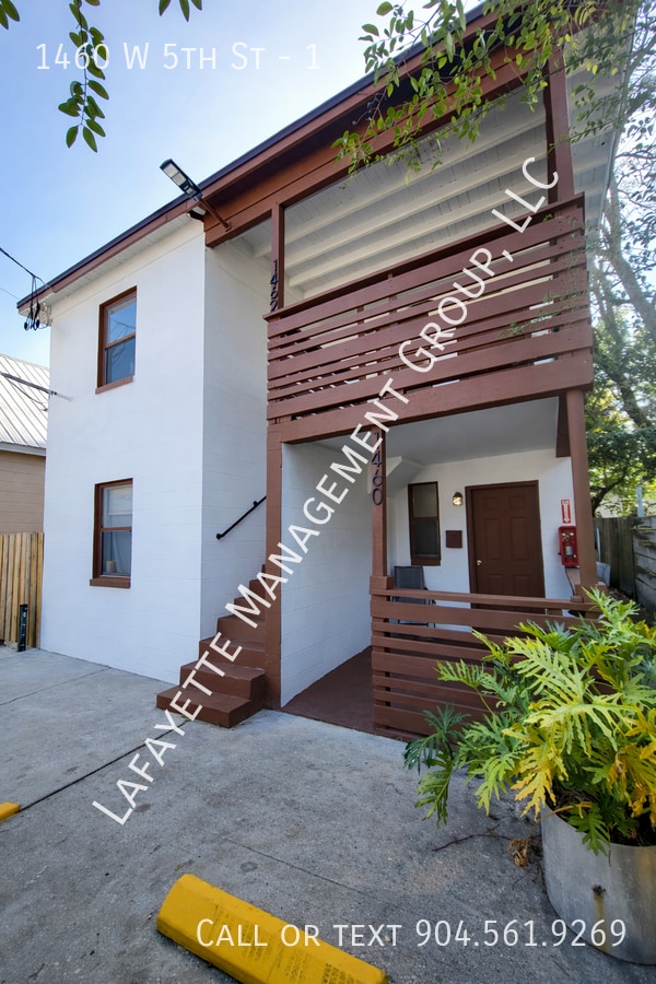 Building Photo - 1460 W 5th St Unit 1