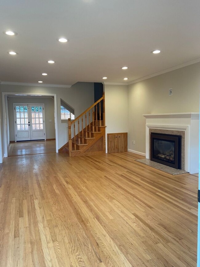 Photo - 3 Bed/2Bath Ready to Move In