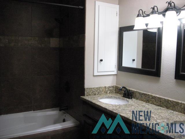 Photo - 1900 Arcineiga Dr