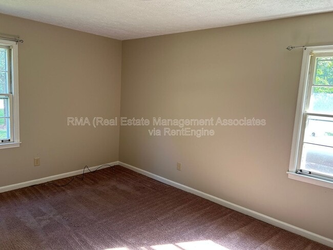 Photo - 764 Cheatham Rd