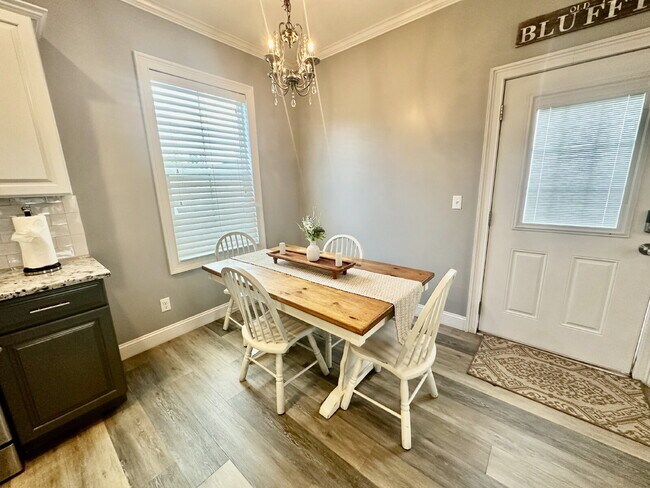 Photo - One Bedroom Furnished Garage Apartment in Bluffton Park!