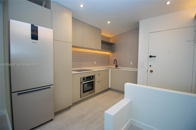 Photo - 2899 Collins Ave Unidad 1422
