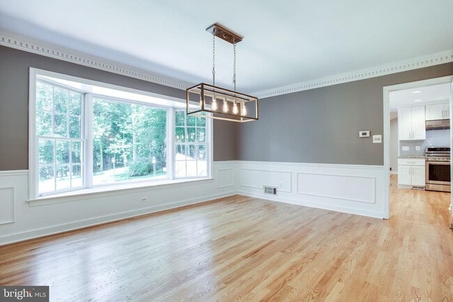 Photo - 8500 Brook Rd