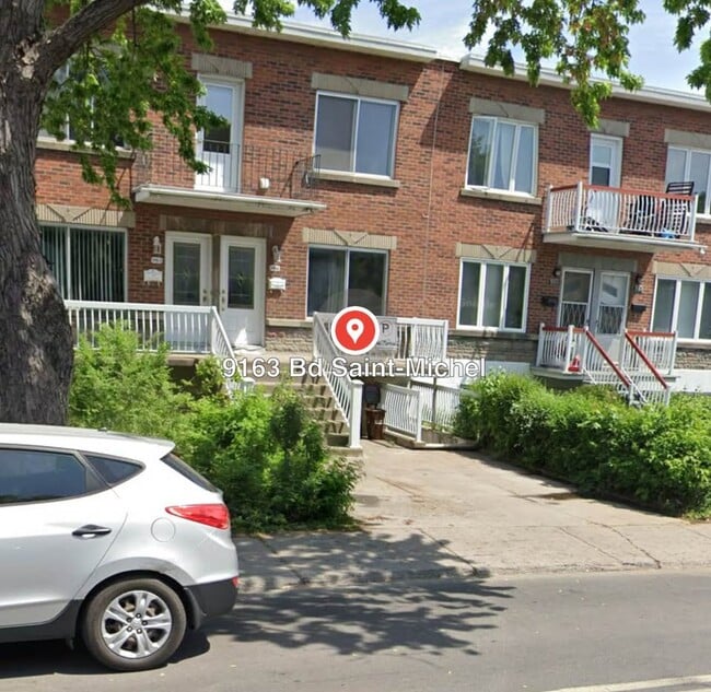 Photo - 9163 Bd Saint-Michel Unit 9163A