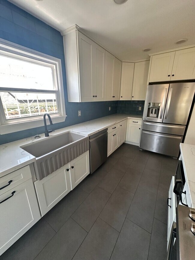 Photo - 2152 Rexford Dr