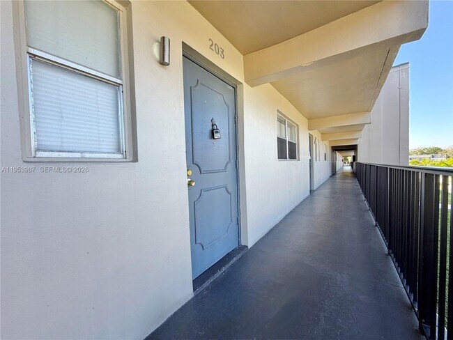 Photo - 8000 Fairview Dr Unit 203