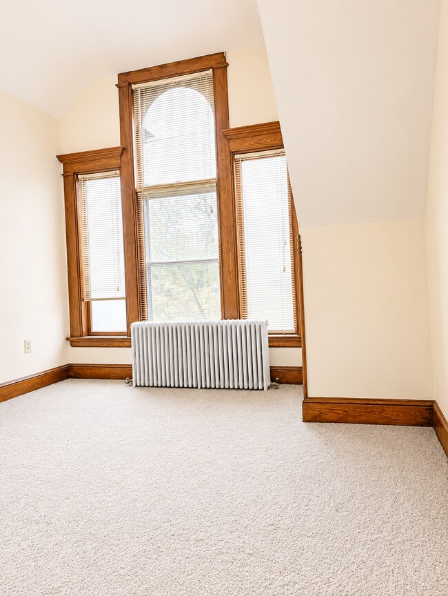 Photo - 537 Whitney Ave Unit 537 Whitney Ave 3rd