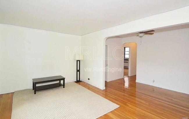 Building Photo - 6735 Yellowstone Blvd Unit 5p