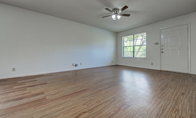 Photo - 11428 Ptarmigan Dr Unit - B