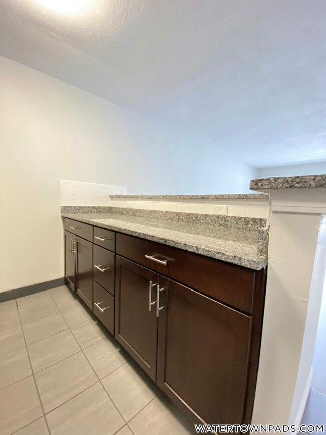 24 Whites Ave Unit 15
