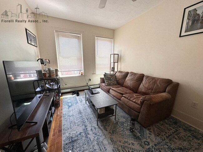 Photo - 344 Hanover St Apartments Unit 9
