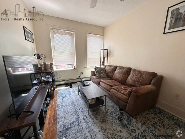 Building Photo - 344 Hanover St Unit 9 Rental