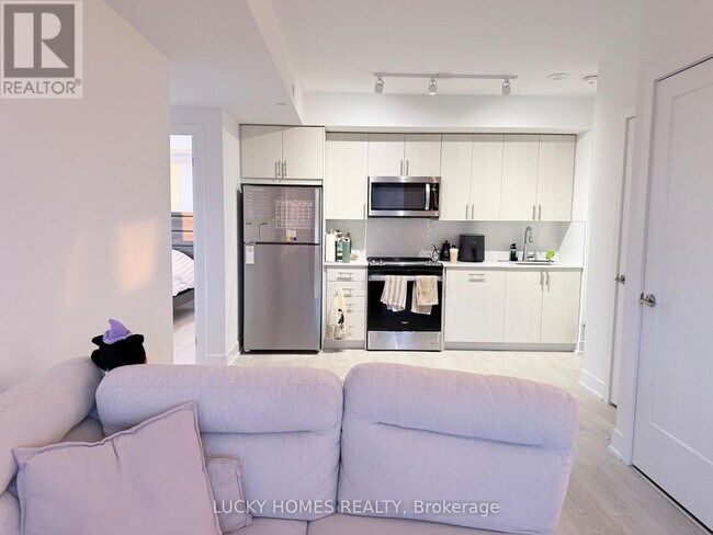 Photo - 2545 Simcoe St N Unit 2416