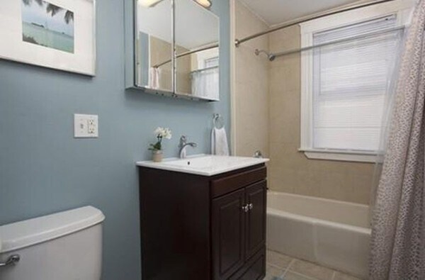 Photo - 185 Rindge Ave Unit 3