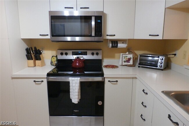 Photo - 12150 Kelly Sands Way Unit 620