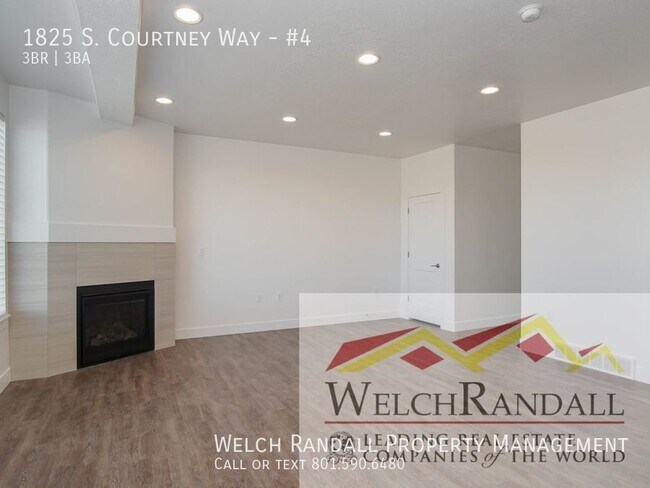 Photo - 1825 Courtney Way Unidad #4