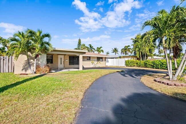 Photo - 1601 NE 63rd St