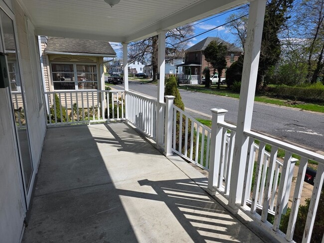 Photo - 19 Champlain Ave