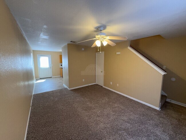 2814 Cantabrian Dr Unit 2814 Cantabrian Unit A