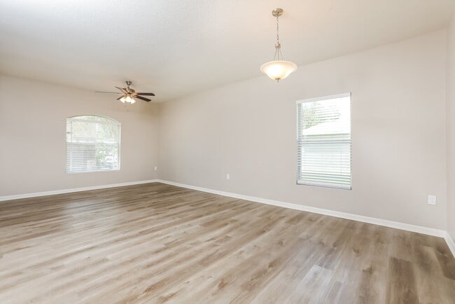 Photo - 7206 Rafanelli Ct