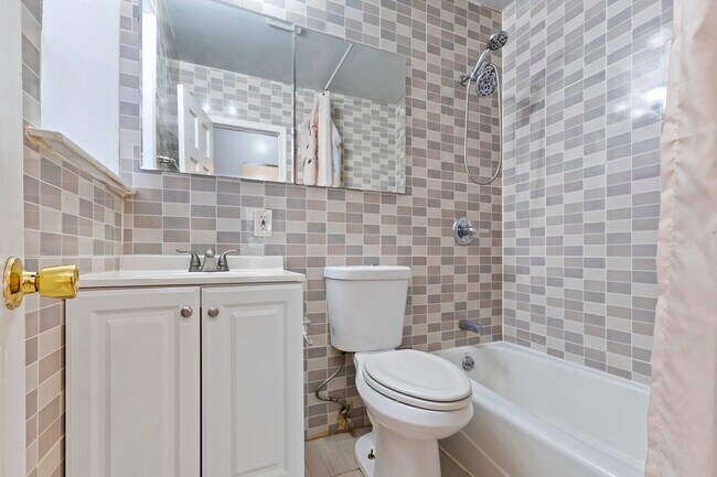 Photo - 108 Waldo Ave Unit 1D