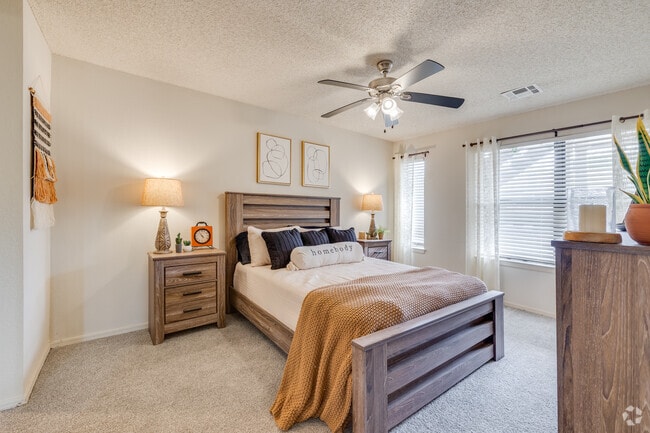 2BR, 2BA- 950SF - Bedroom