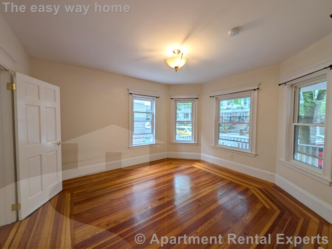 Photo - 41 Ossipee Rd Townhome