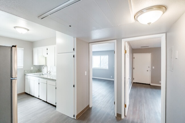 Fillmore Inn Studio Apartments
