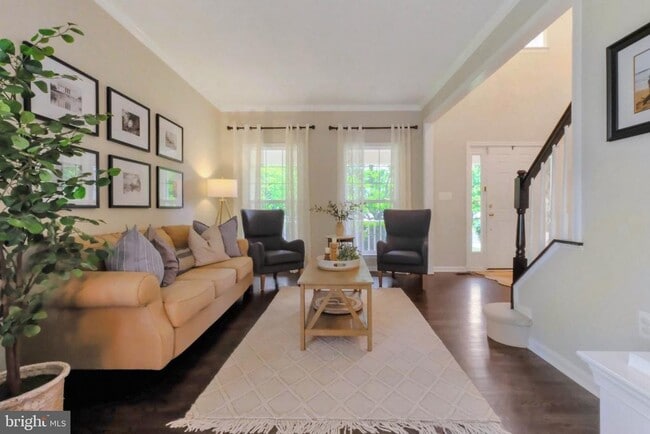 Photo - 207 Alpine Dr SE