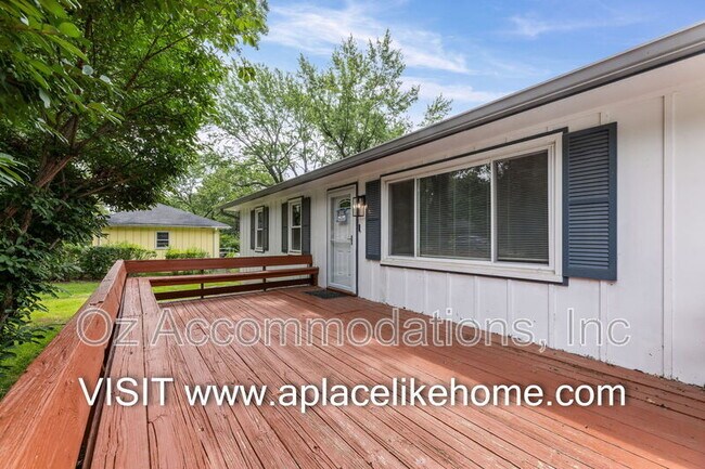 Photo - 8201 E 110th St