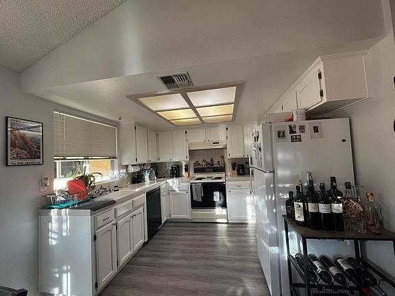 Photo - 1711 E Solar Ave