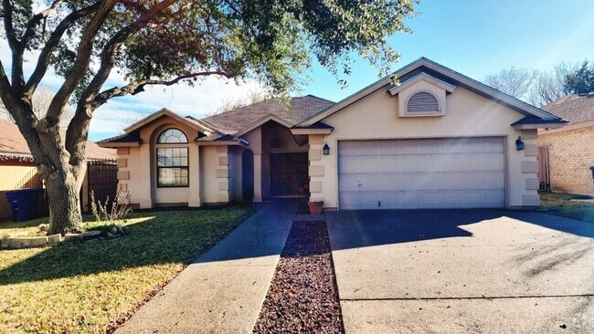 Building Photo - 1015 Topaz Trail Rental