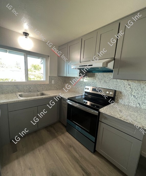 Photo - 37747 Argyle Rd